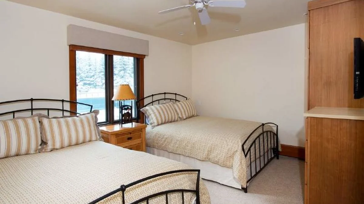 Standard Condo