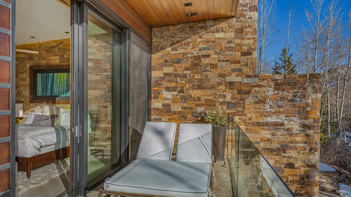 Bear Paw Lodge