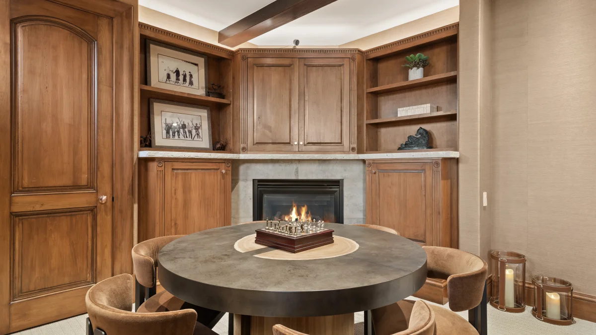 Two Creeks Home
