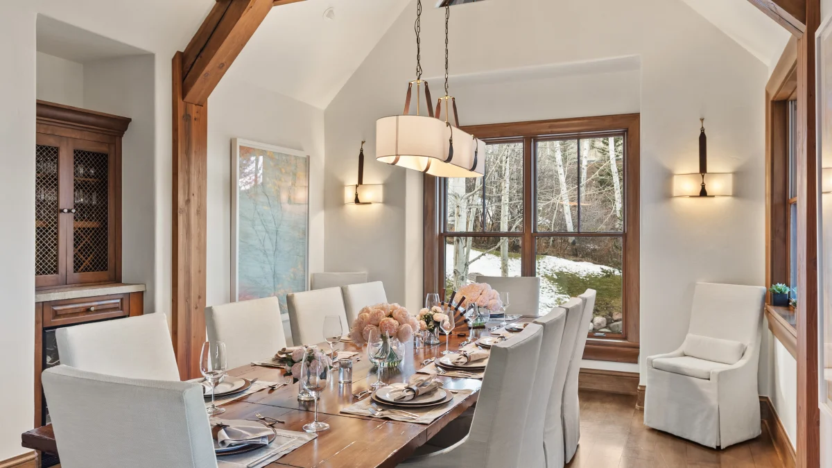 Two Creeks Home