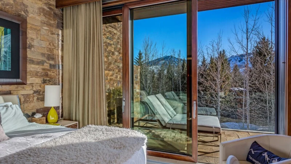 Bear Paw Lodge