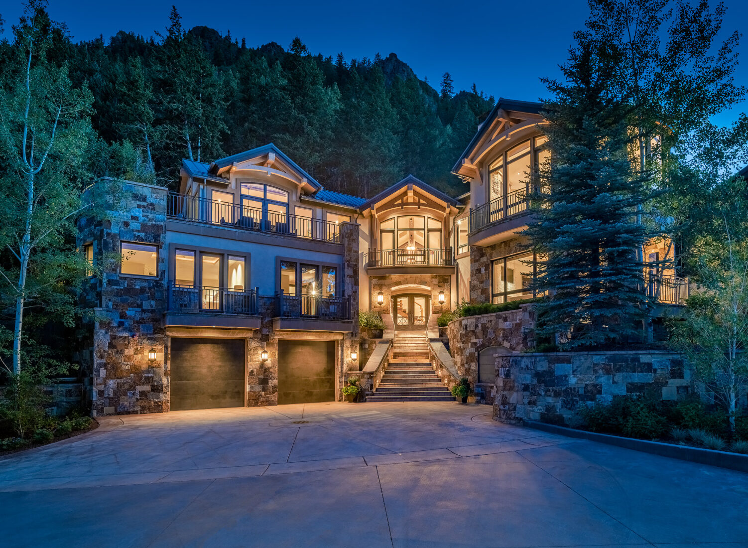 Planning an Aspen Vacation? Come See Us in February!